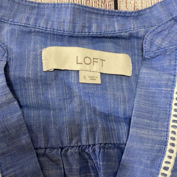 🌸 Clearance! 🌸 Loft Blue & White Lace Bell Sleeve Top Size S 100% Cotton - Picture 4 of 8